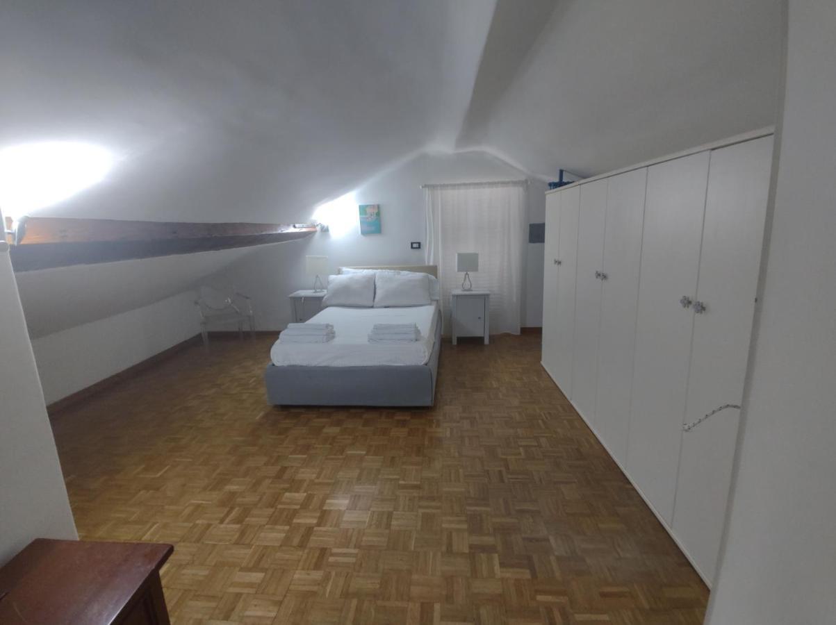 La Peglina Génova Exterior foto